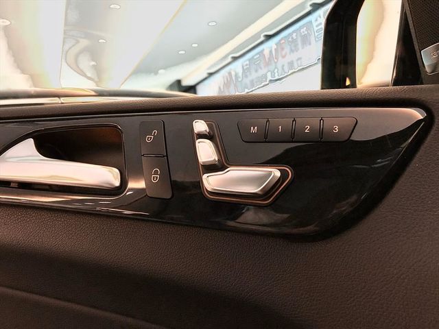 【佳德汽車】BENZ GLE43  第24張相片