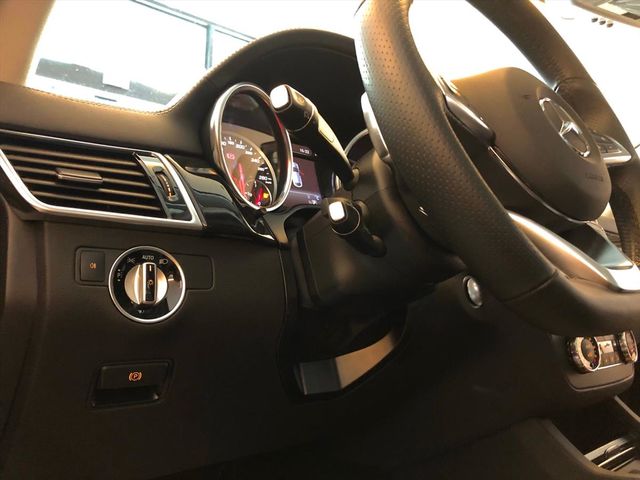 【佳德汽車】BENZ GLE43  第28張相片