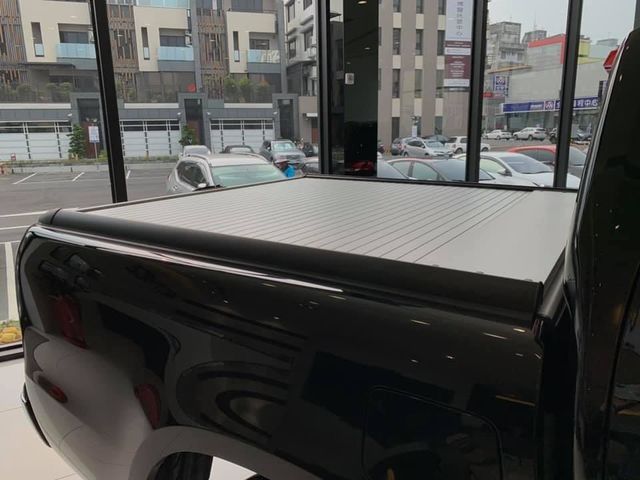 【佳德汽車】BENZ X250D  第9張相片