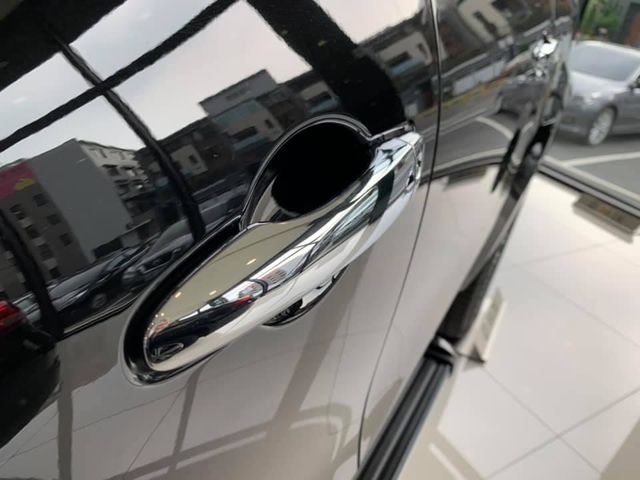 【佳德汽車】BENZ X250D  第21張相片