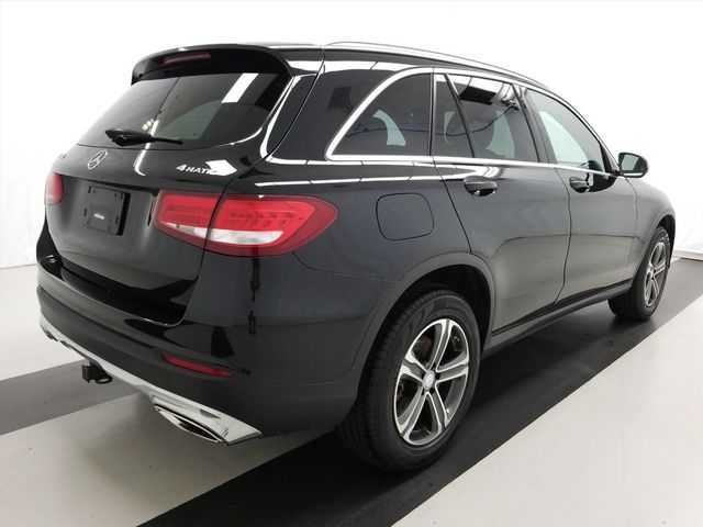 【佳德汽車】BENZ GLC300W4  第2張相片