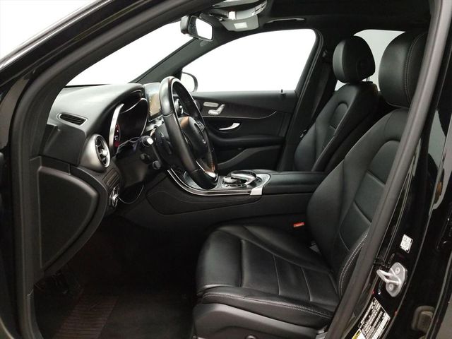 【佳德汽車】BENZ GLC300W4  第3張相片