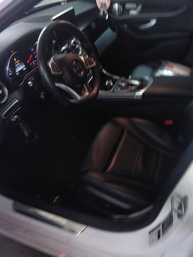 【佳德汽車】BENZ C300W4  第4張相片