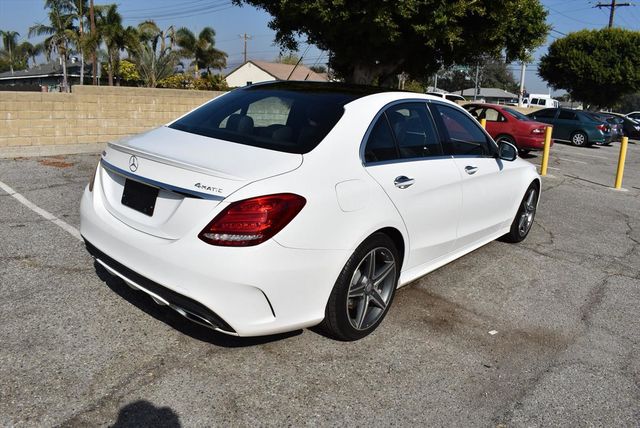 【佳德汽車】BENZ C300W4  第5張相片