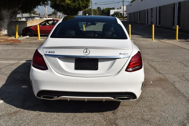 【佳德汽車】BENZ C300W4  第6張相片