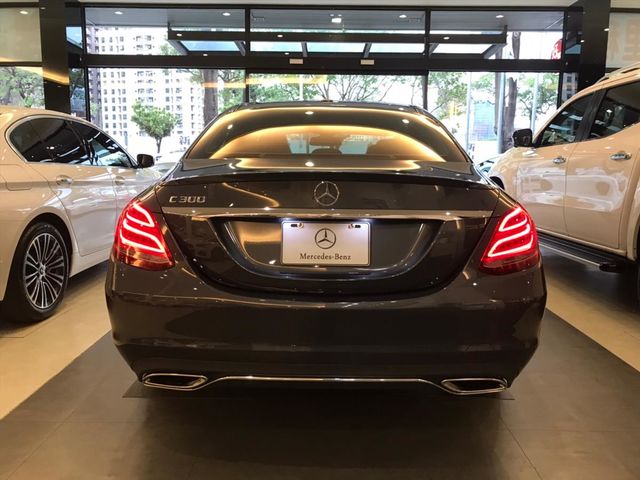 【佳德汽車】BENZ C300  第3張相片