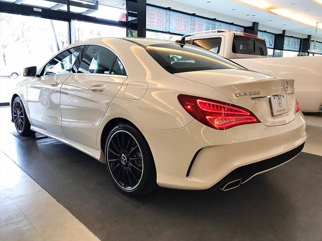 【佳德汽車】BENZ CLA250W4  第7張相片