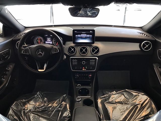 【佳德汽車】BENZ CLA250W4  第10張相片