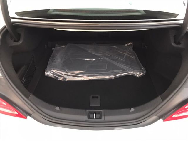 【佳德汽車】BENZ CLA250W4  第17張相片