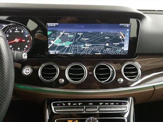 【佳德汽車】BENZ E300  第5張相片