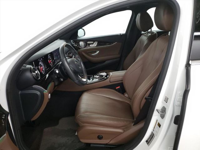 【佳德汽車】BENZ E300  第6張相片