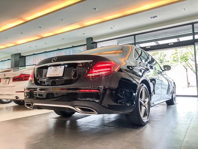 【佳德汽車】BENZ E300  第4張相片