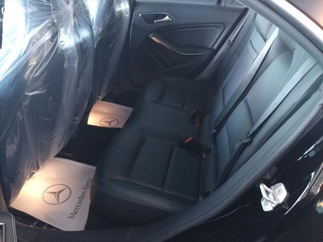 【佳德汽車】BENZ CLA250  第6張相片