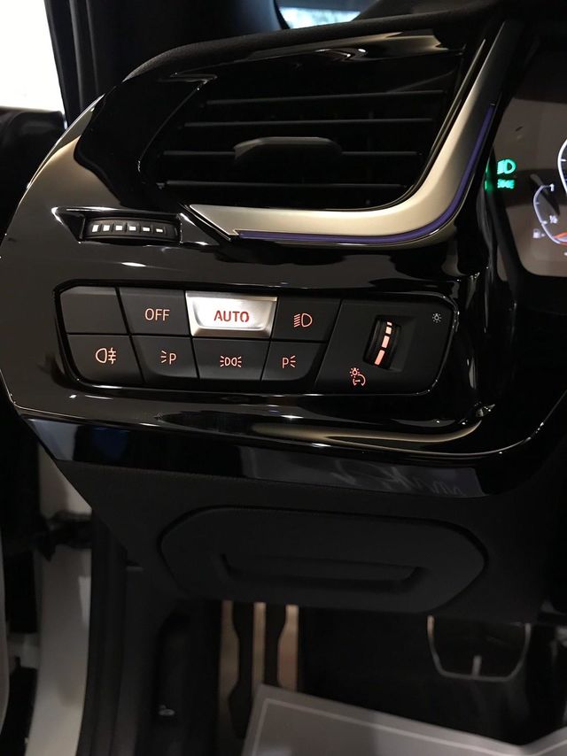 【佳德汽車】BMW Z4 20I  第18張相片