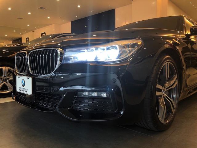 【佳德汽車】BMW 740LI  第7張相片