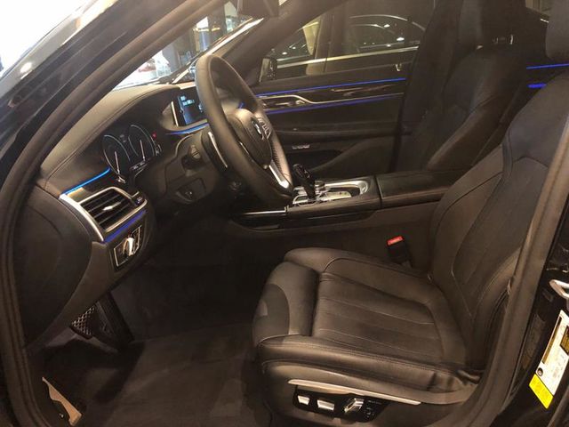 【佳德汽車】BMW 740LI  第13張相片