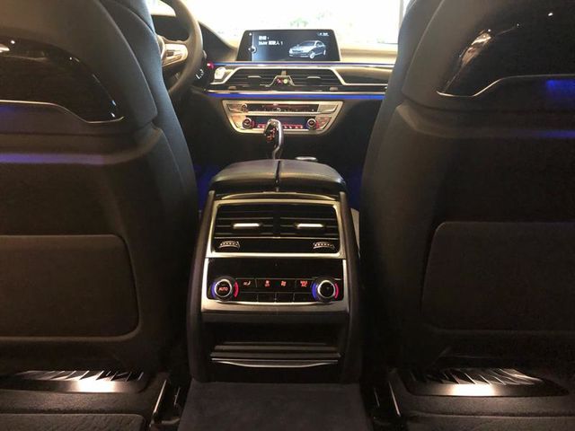 【佳德汽車】BMW 740LI  第22張相片