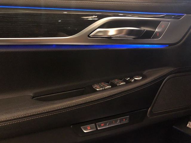 【佳德汽車】BMW 740LI  第23張相片