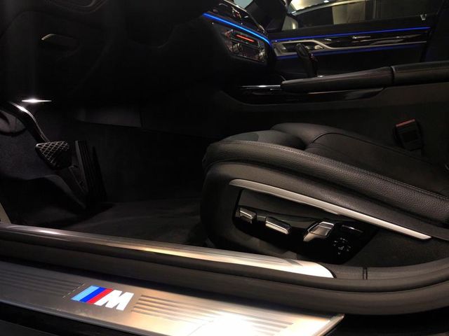 【佳德汽車】BMW 740LI  第26張相片