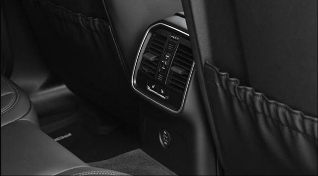 【佳德汽車】Porsche MACAN  第12張相片