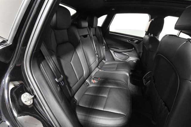 【佳德汽車】Porsche MACAN  第9張相片