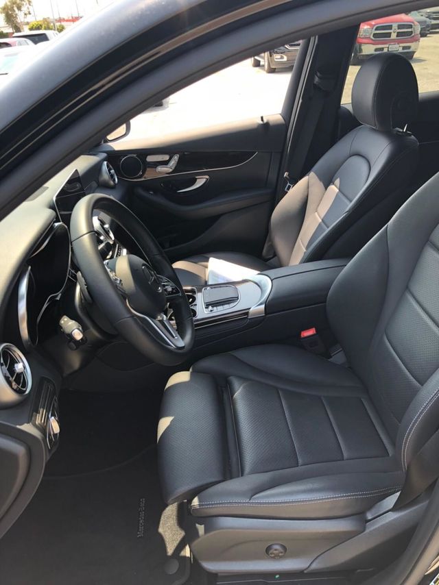 【佳德汽車】BENZ GLC300  第6張相片