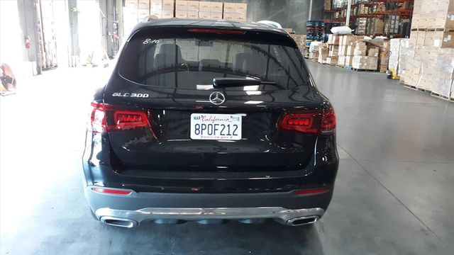 【佳德汽車】BENZ GLC300  第8張相片