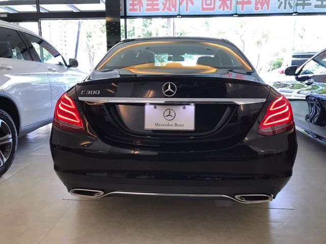 【佳德汽車】BENZ C300  第5張相片