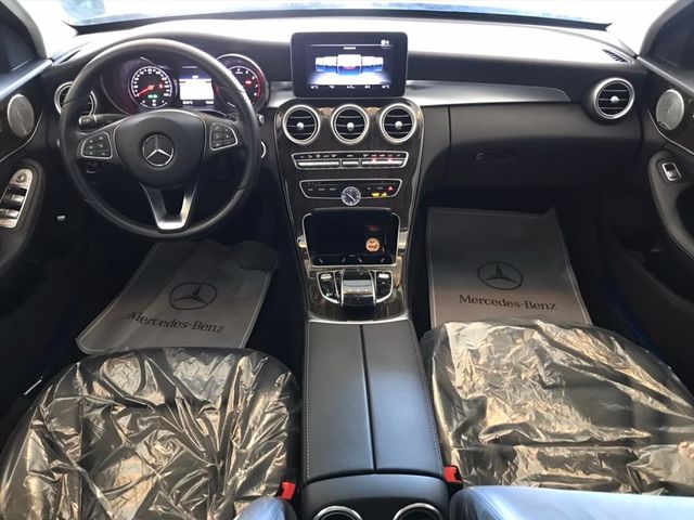 【佳德汽車】BENZ C300  第10張相片