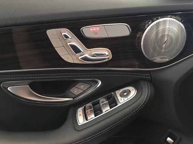 【佳德汽車】BENZ C300  第14張相片