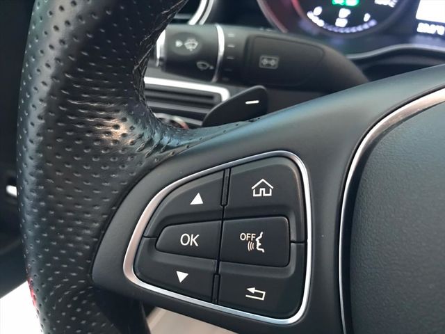 【佳德汽車】BENZ C300  第16張相片
