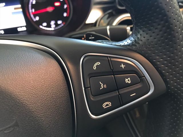 【佳德汽車】BENZ C300  第17張相片