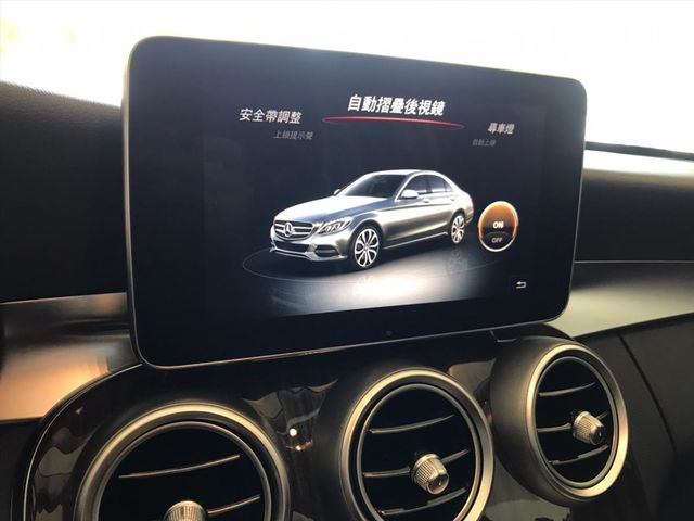 【佳德汽車】BENZ C300  第20張相片