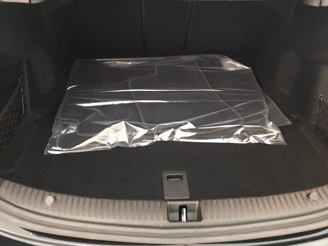 【佳德汽車】BENZ C300  第23張相片