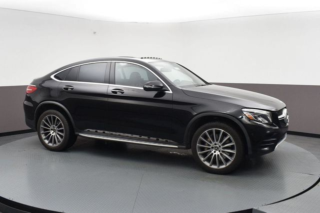 【佳德汽車】BENZ GLC300W4  第4張相片