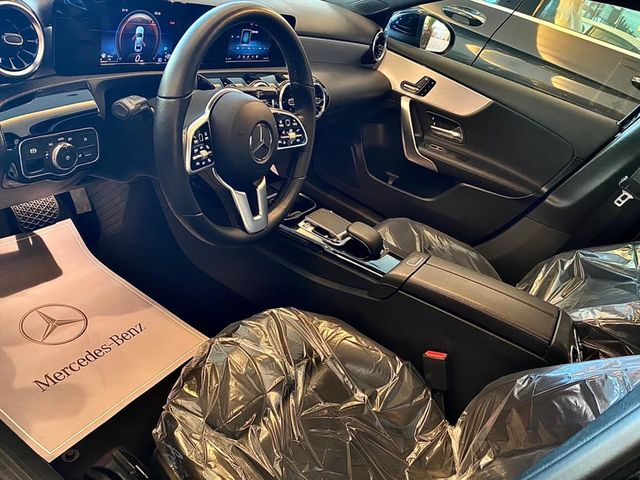 【佳德汽車】BENZ A220  第12張相片