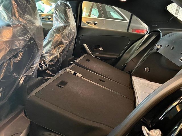 【佳德汽車】BENZ A220  第27張相片