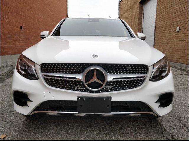 【佳德汽車】BENZ GLC300 斜背  第2張相片