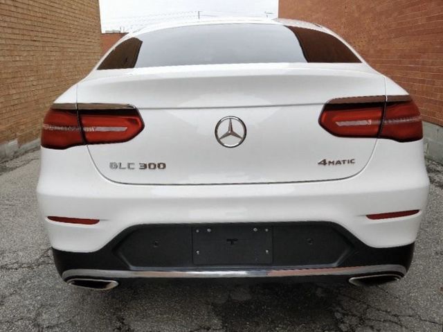 【佳德汽車】BENZ GLC300 斜背  第6張相片