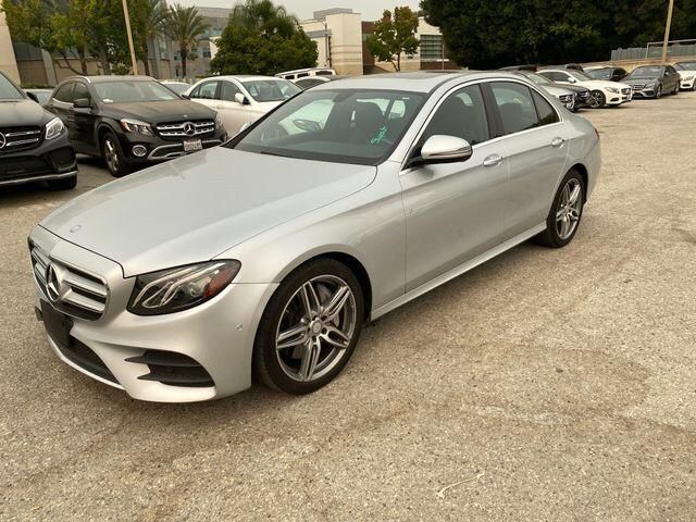 【佳德汽車】BENZ E300  第1張相片