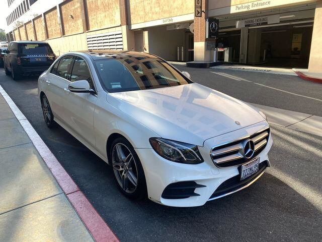 【佳德汽車】BENZ E300  第2張相片