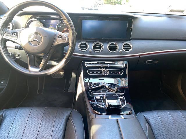 【佳德汽車】BENZ E300  第6張相片