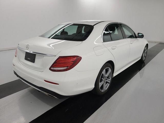 【佳德汽車】BENZ E300  第2張相片
