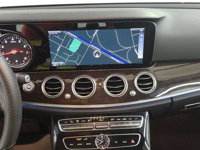 【佳德汽車】BENZ E300  第4張相片