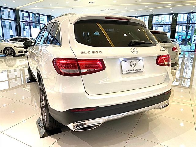 【佳德汽車】BENZ GLC300  第3張相片