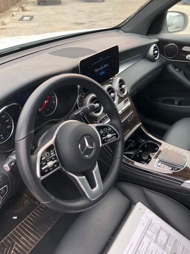 【佳德汽車】BENZ GLC300  第6張相片