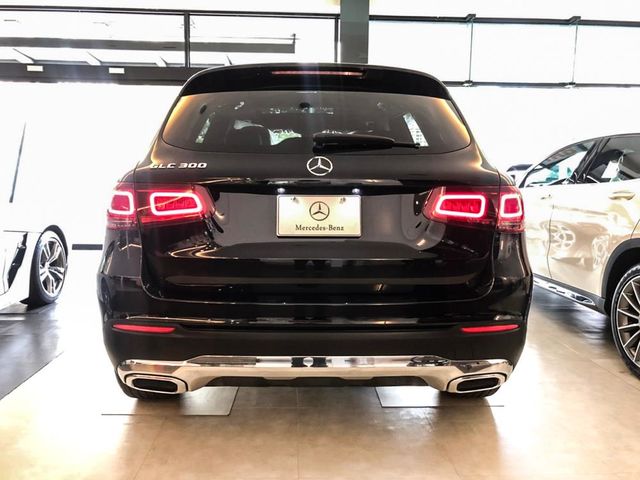 【佳德汽車】BENZ GLC300  第2張相片