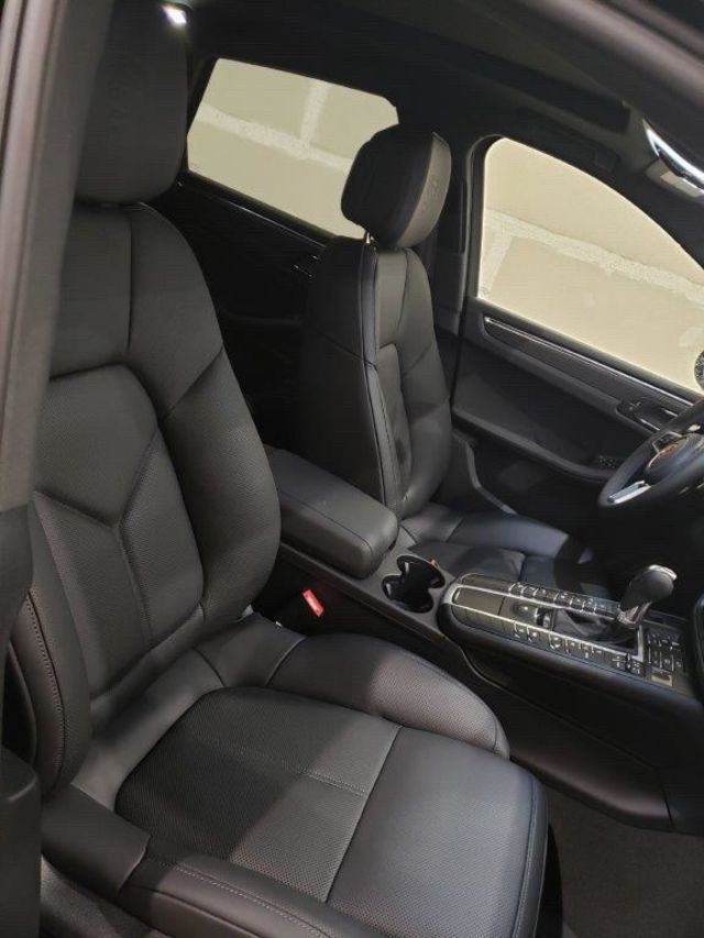 【佳德汽車】Porsche MACAN  第6張相片