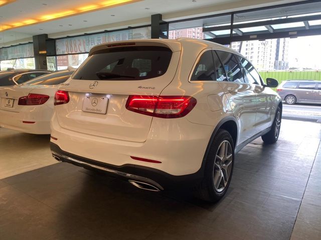 【佳德汽車】BENZ GLC300  第2張相片