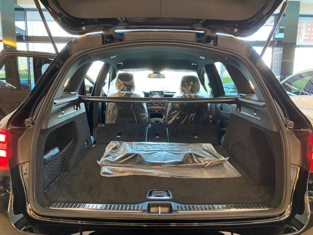 【佳德汽車】BENZ GLC300  第4張相片